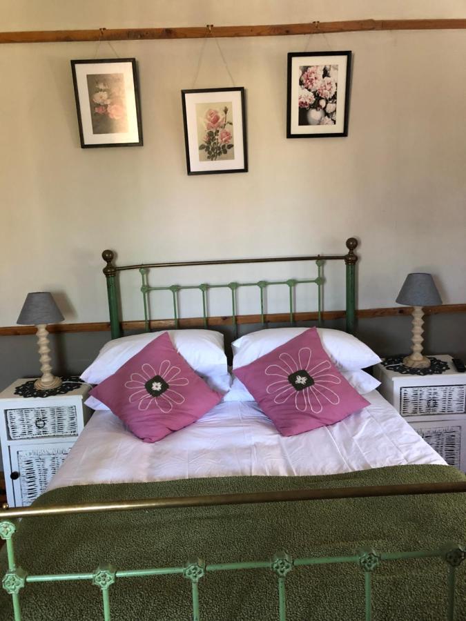 Bed and Breakfast Apple And Rose eMakhazeni Exterior foto