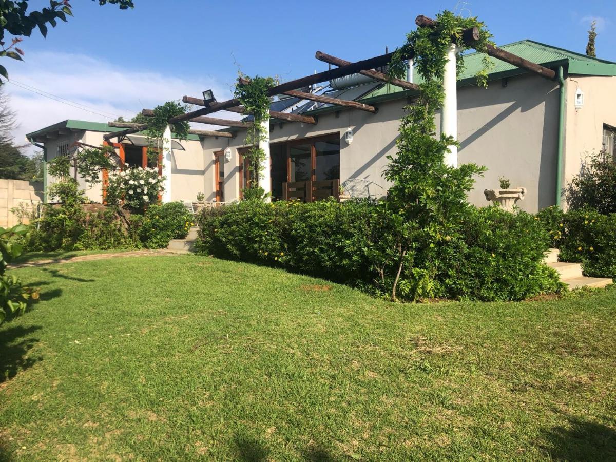 Bed and Breakfast Apple And Rose eMakhazeni Exterior foto